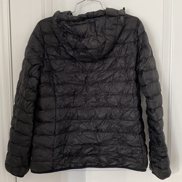 Roots Packable jacket (broken zipper) - Picture 4 of 7